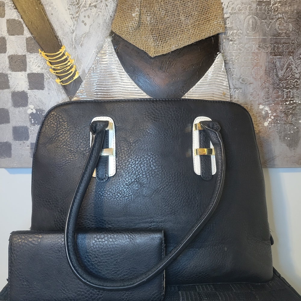 Elegant Black Leather Handbag and Wallet Set
